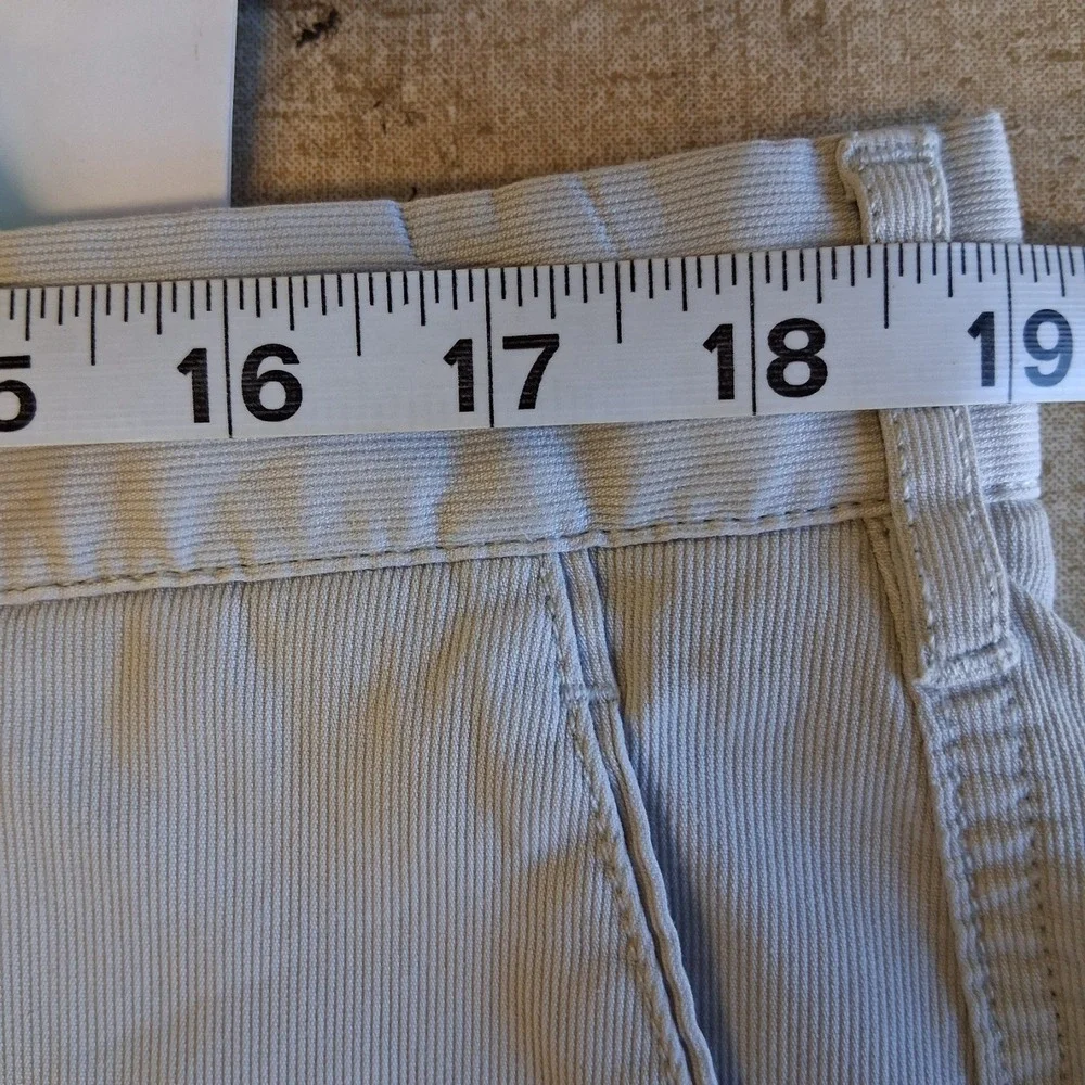 Peter Millar Crown Bedford Cotton-Blend‎ ShortMens 38 Light Gray Golf GUC
